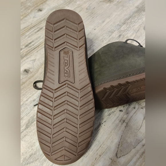 Teva Canyon Life Chukka Boot Black Olive Suede Leather Size 11! - Picture 5 of 5